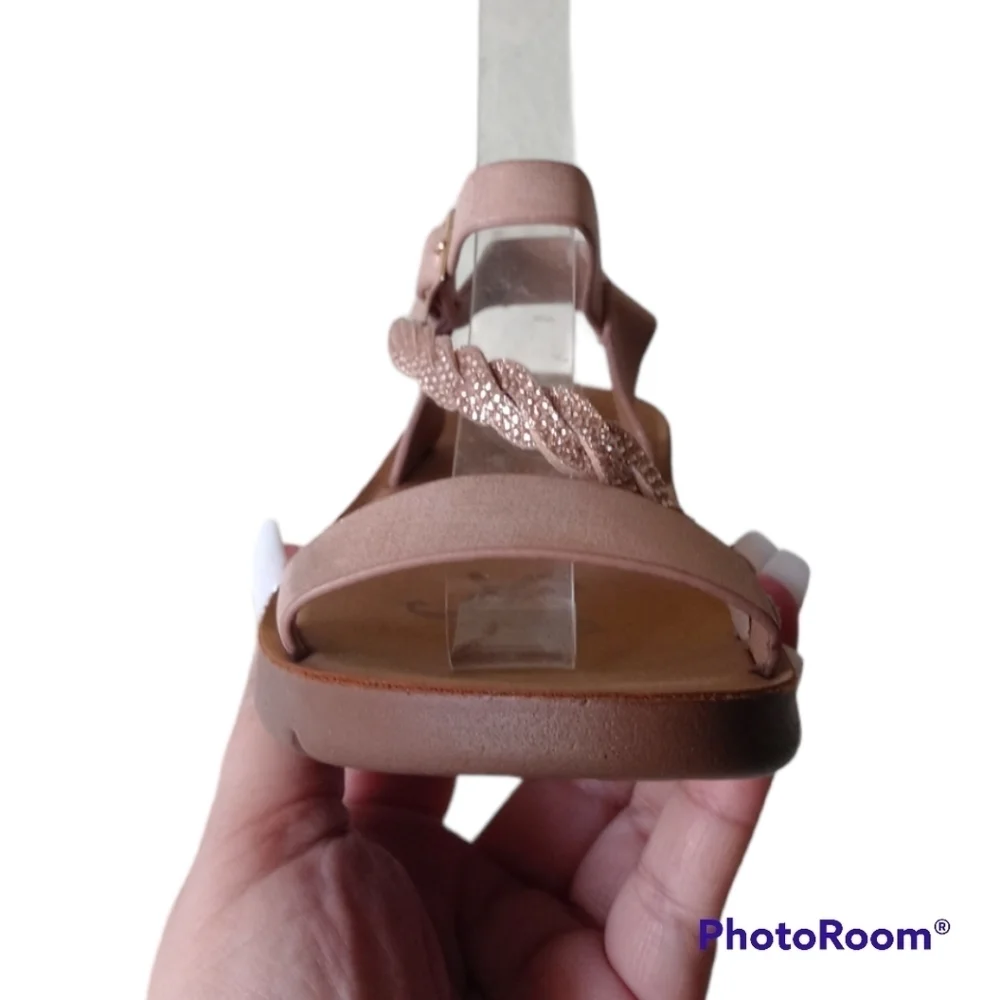 🪷 Link Soft Little Girls Rose Gold Sandals. Size 1
